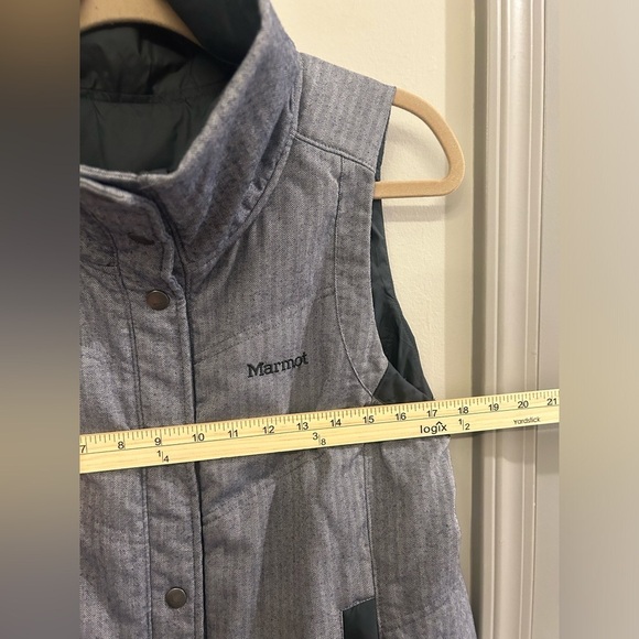 Marmot Reversible Vest Men’s Medium Grey Geometric Button Up - Picture 11 of 11